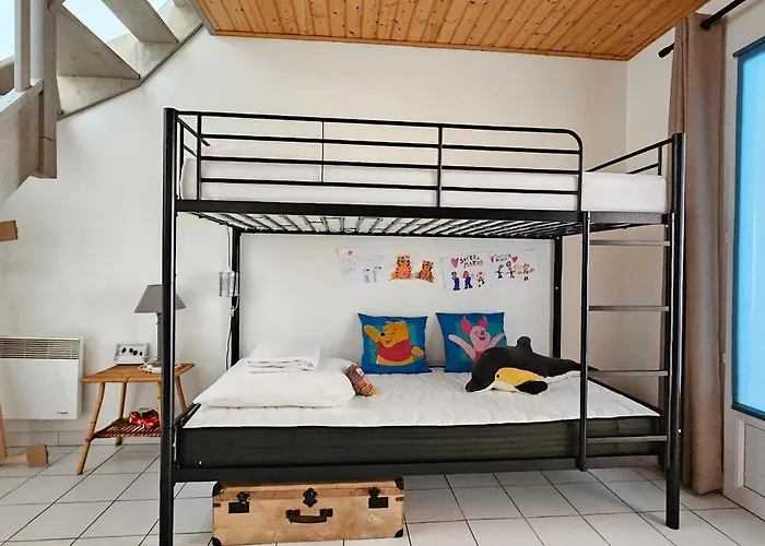 Familiale Avec Terrasse Près - Fr-1-476-149