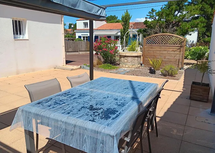 Hébergement de vacances Familiale Avec Terrasse Près - Fr-1-476-149